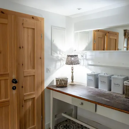 Maison d'hôtes Premium Gardenguesthouse Mlinar With Pool & Sauna