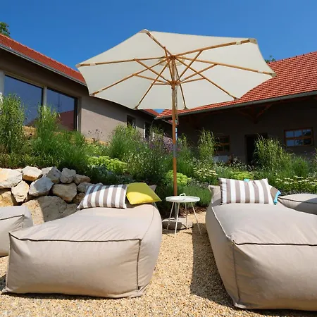 Premium Gardenguesthouse Mlinar With Pool & Sauna Fokovci