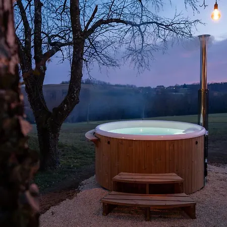 בית הארחה Premium Gardenguesthouse Mlinar With Pool & Sauna Fokovci