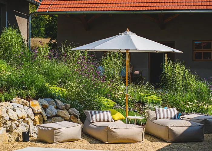 Guest house Premium Gardenguesthouse Mlinar With Pool & Sauna 3*